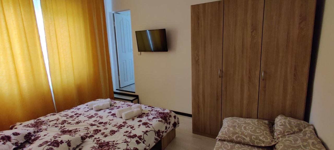 Hotel Casa Narcisa à Băile Herculane Extérieur photo