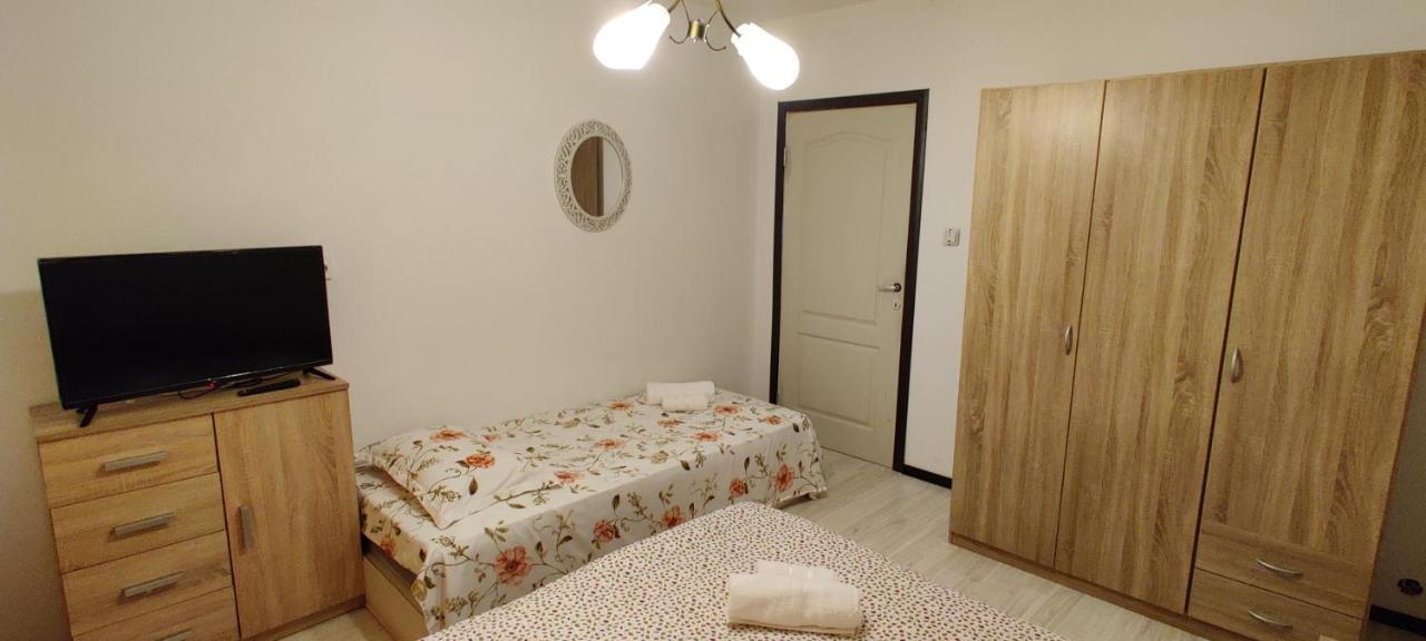 Hotel Casa Narcisa à Băile Herculane Extérieur photo