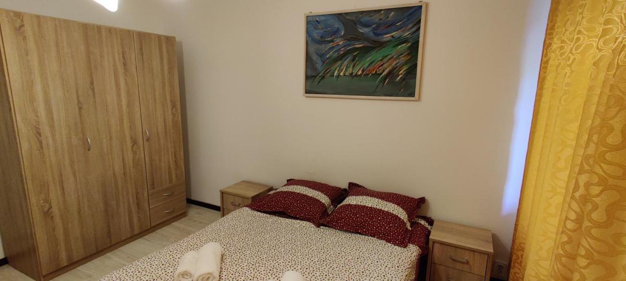 Hotel Casa Narcisa à Băile Herculane Extérieur photo